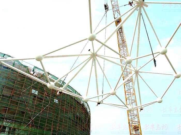 高平体育馆网架安装
